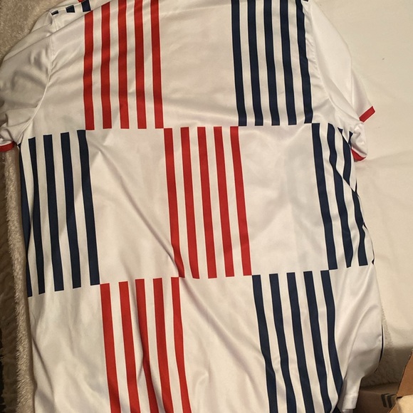 USA men’s soccer warmup jersey - Picture 3 of 4